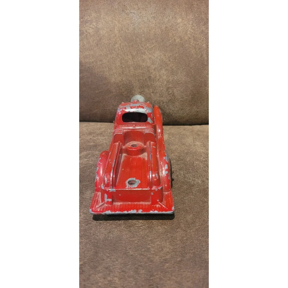 Vintage Hubley Kiddie Toy, diecast model firetruck, fire engine.